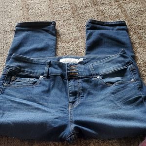 Torrid Jeans cropped jegging